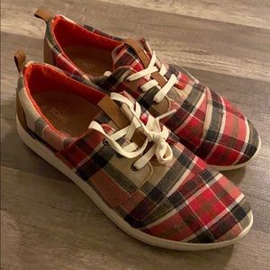 Toms Sneakers Size 10 New